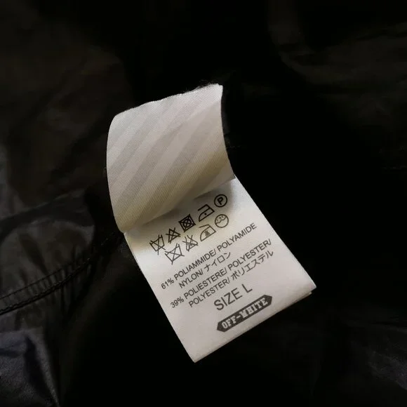 OFF-WHITE 2015 Fall/Winter Formal - Authentic - Picture 13 of 16